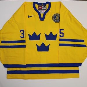 Team Sweden Sverige Yellow #35 IIHF game worn Nike 58G $250